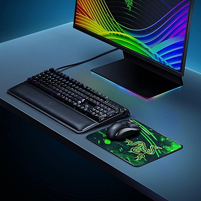 משטח גיימינג נייד Razer Goliathus Mobile – דק, קל לנשיאה משטח גיימינג נייד Razer Goliathus Mobile – דק, קל לנשיאה