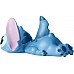 דמות אספנות רשמית של Stitch שוכב מסדרת Disney Showcase מבית Enesco