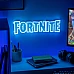 מנורת LED ניאון לתלייה בעיצוב Fortnite מבית Paladone מנורת LED ניאון לתלייה בעיצוב Fortnite מבית Paladone