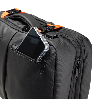 תיק גב למחשב נייד Cougar Vanguard 17.3