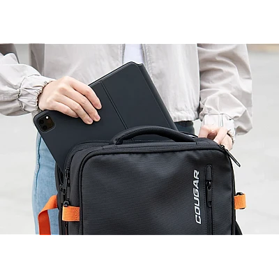 תיק גב למחשב נייד Cougar Vanguard 17.3