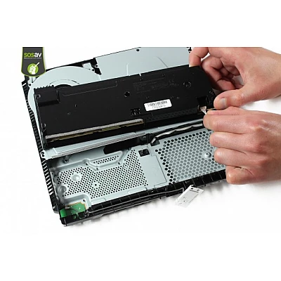 החלפת ספק כוח לפלייסטיישן 4